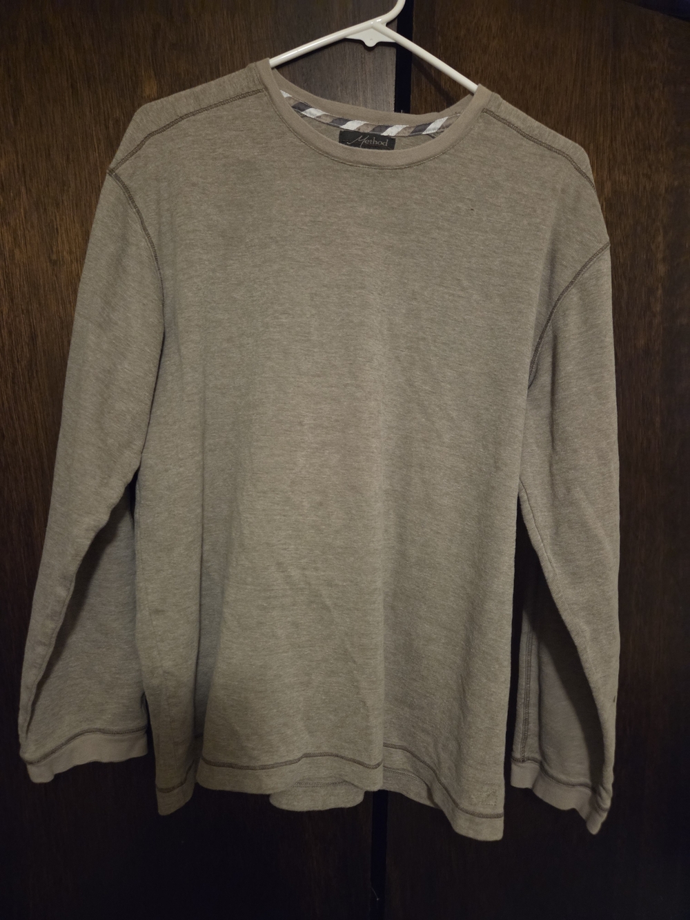 Men's Long-Sleeve Crewneck Shirt - Gray by Ashford